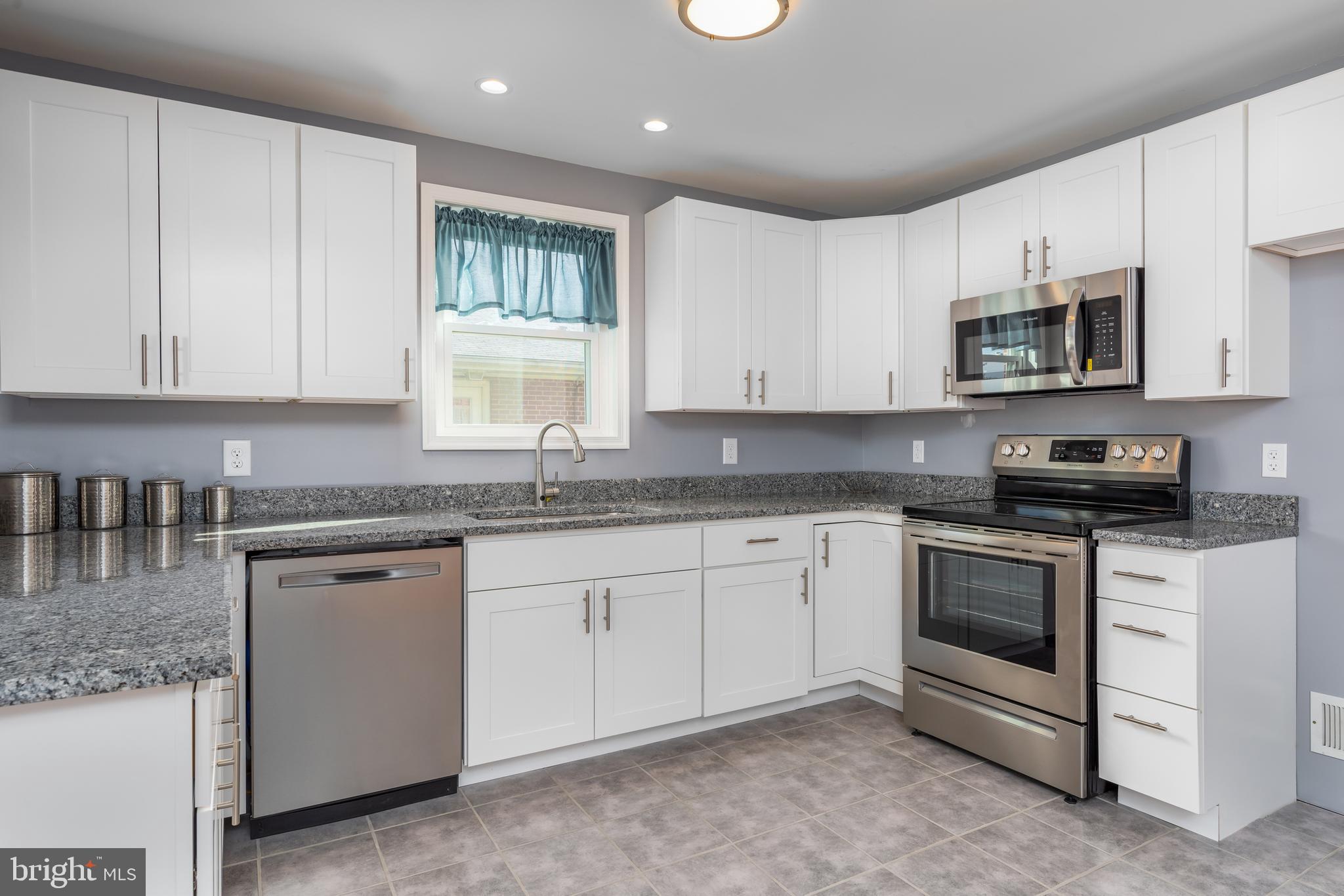 1921 Sunberry Road Baltimore, MD 21222 - Photo 23 of 41 Gallery Image 23
