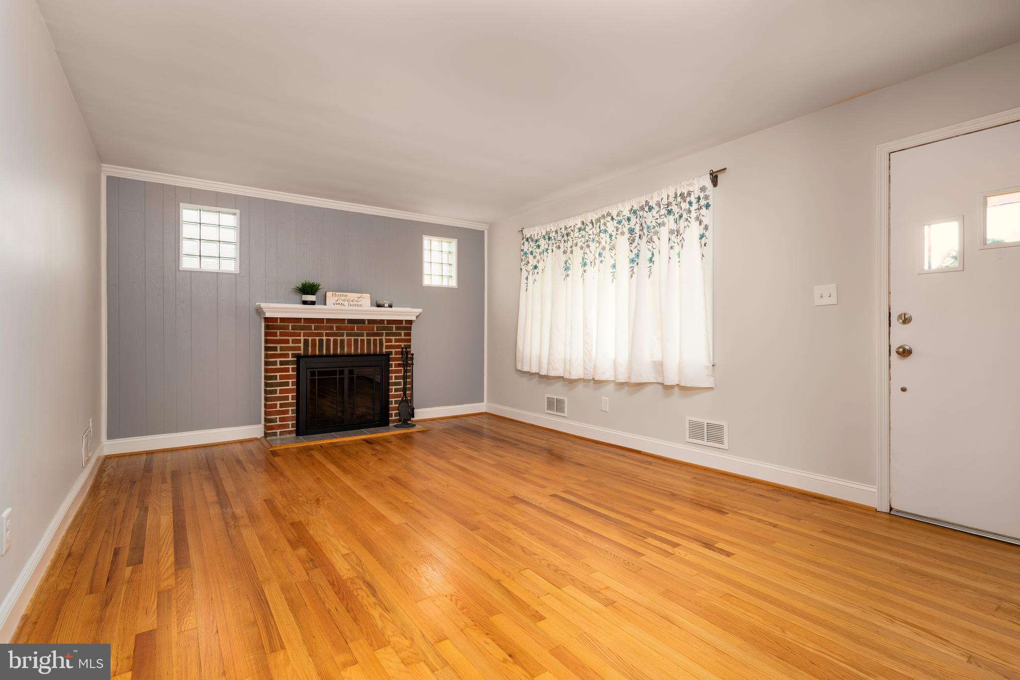 1921 Sunberry Road Baltimore, MD 21222 - Photo 10 of 41 Gallery Image 10