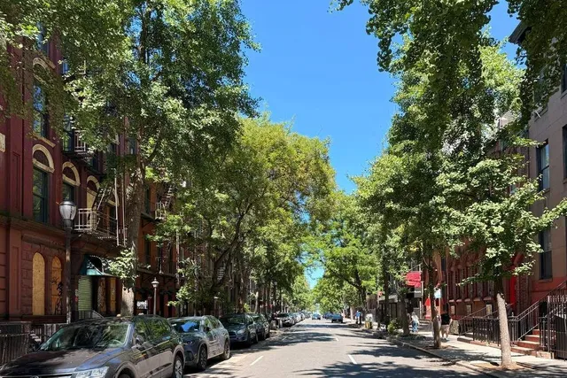 $495,000 | 406 West 46th Street, Unit 3B | Hell's Kitchen