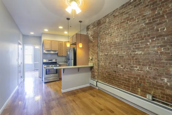 $2,850 | 145 Brunswick Street, Unit 3L, Jersey City, NJ 07302
