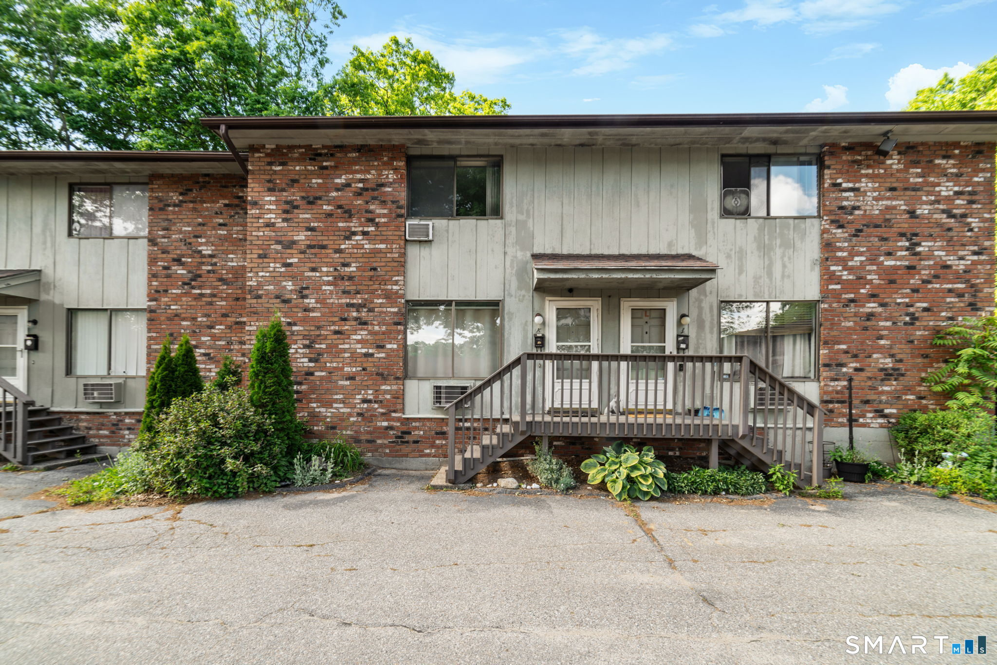 30 Kay Lane, Unit K Waterbury, CT 06708 - Photo 2 of 30