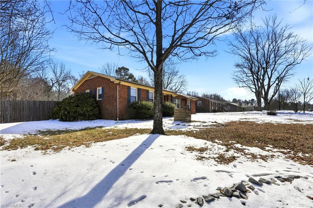 6001 Siler Road Greensboro, NC 27406 - Photo 4 of 50