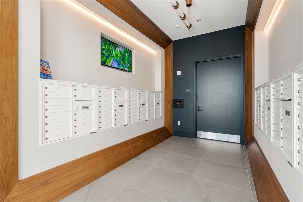 191 Washington Street, Unit 615 Boston, MA 02135 - Photo 12 of 23 a view of entryway with window