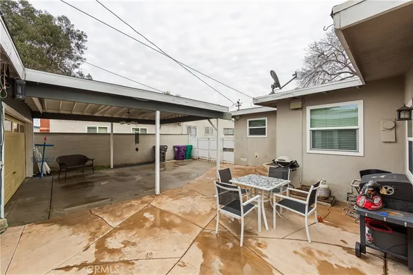 $1,099,999 | 2335 Carfax Avenue, Long Beach, CA 90815
