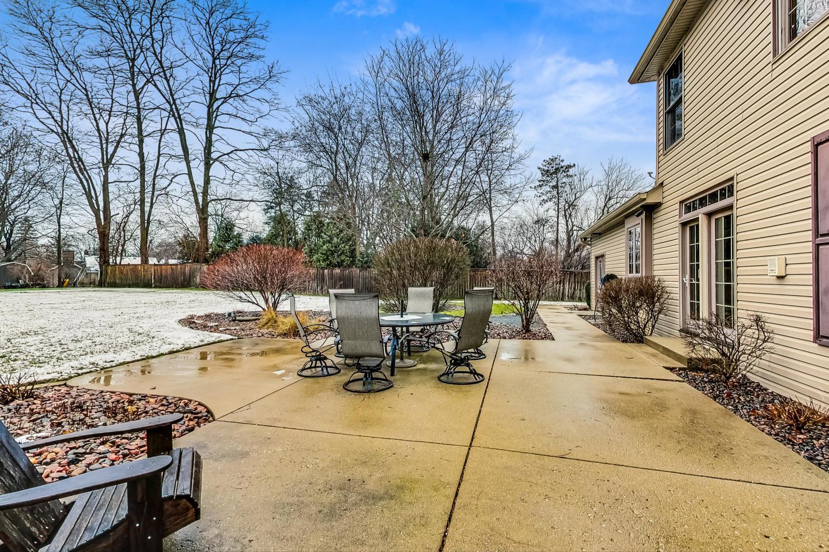 165 Brookhill Road Libertyville, IL 60048 - Photo 47 of 57 Gallery Image 47