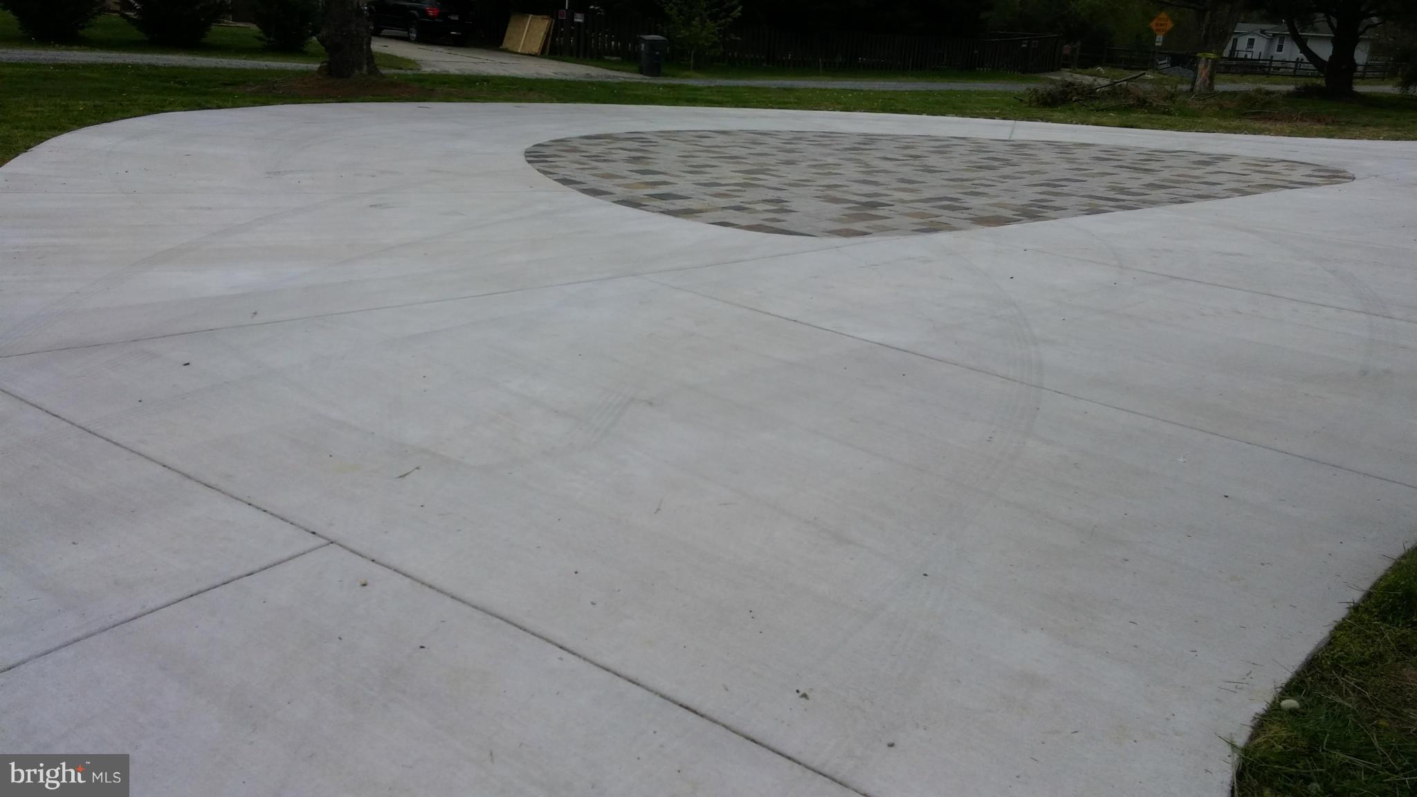 driveway circle