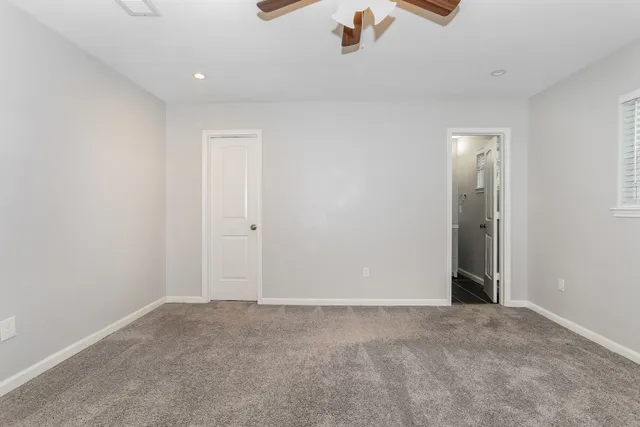 an empty room with a empty space