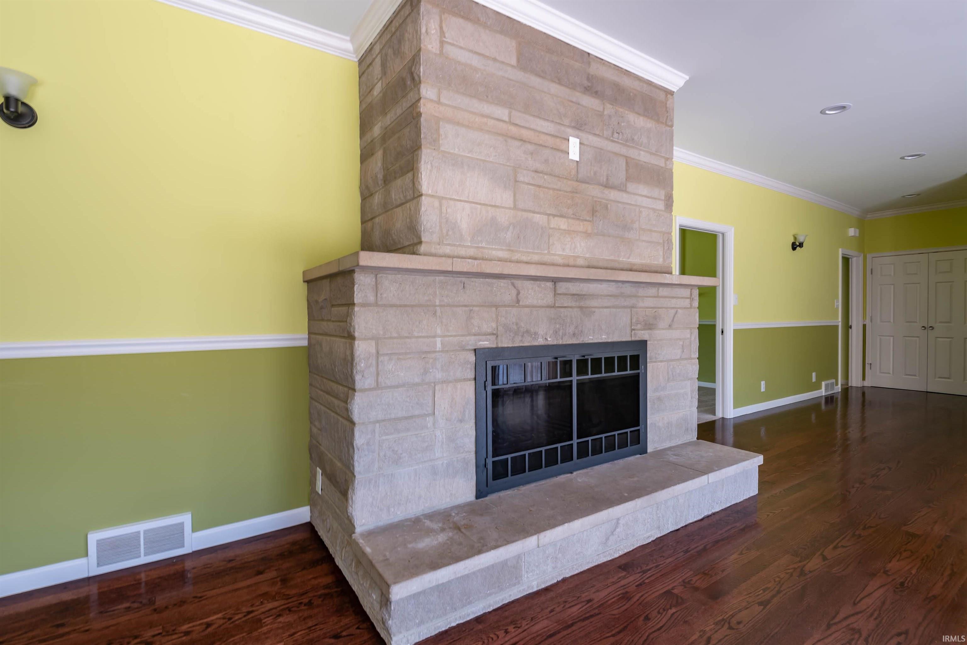 301 South Pleasant Ridge Road Bloomington, IN 47401 - Photo 11 of 36