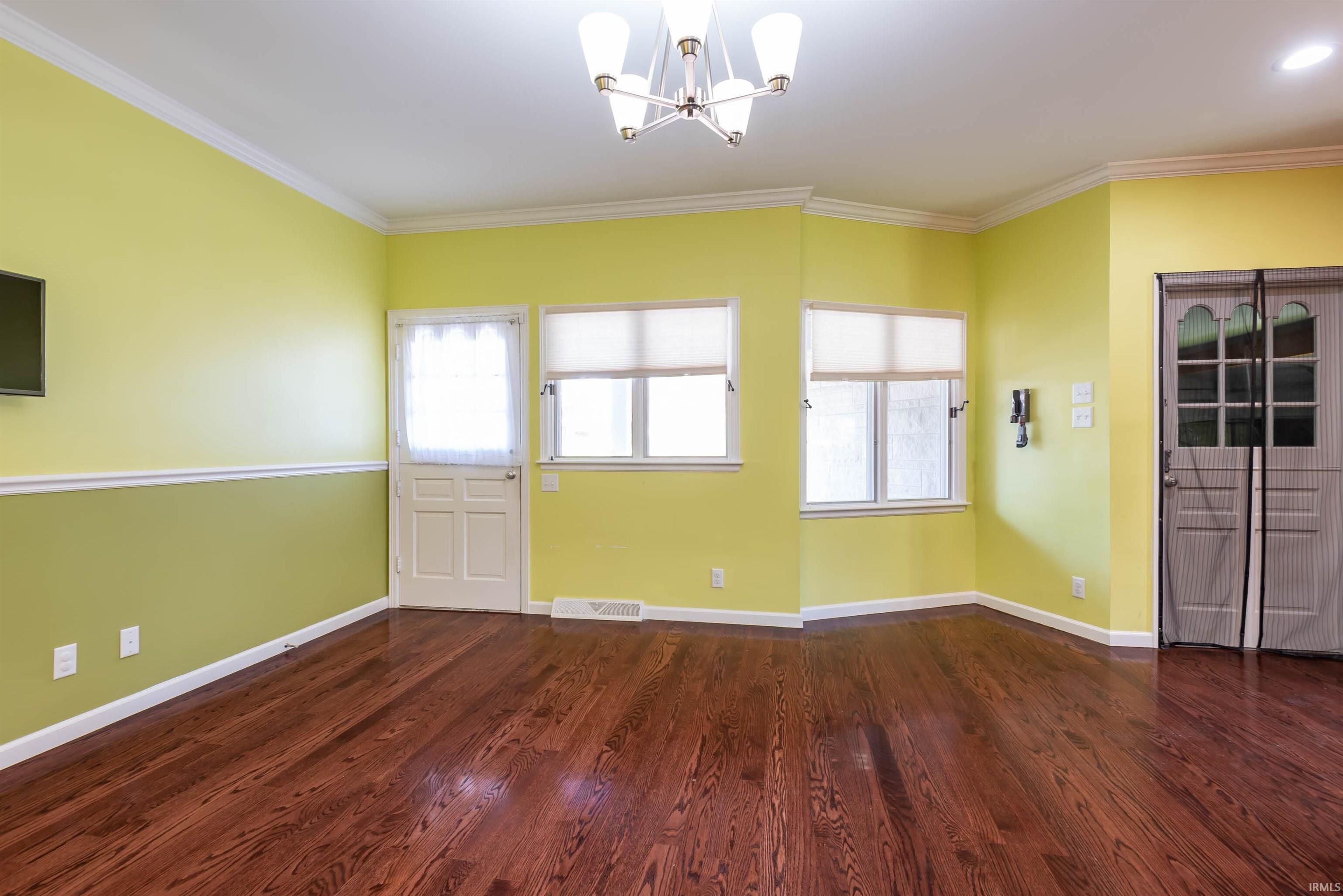 301 South Pleasant Ridge Road Bloomington, IN 47401 - Photo 8 of 36