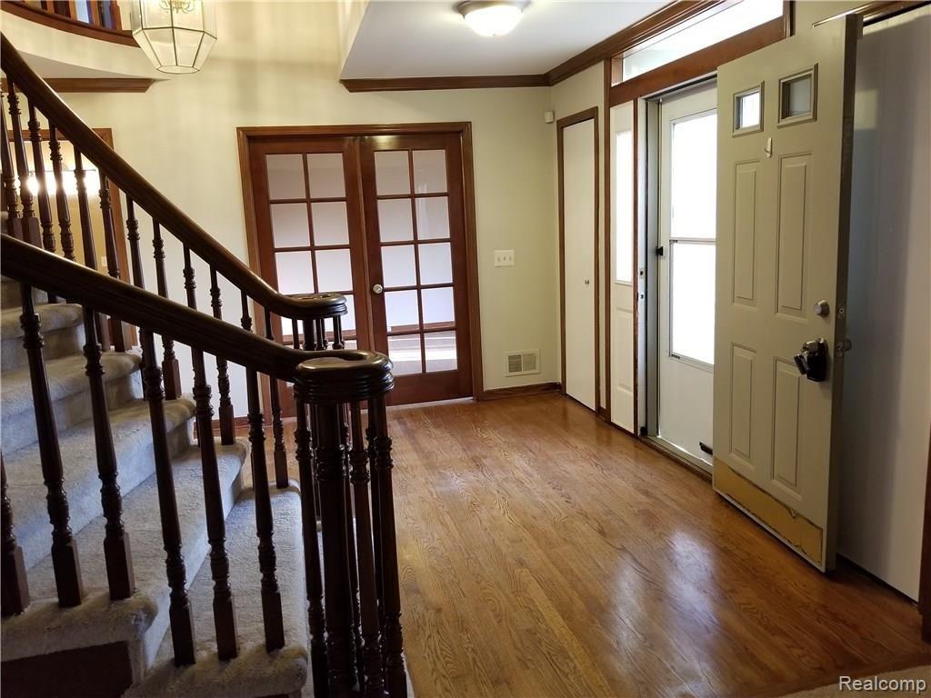 3120 Burlington Drive Rochester, MI 48306 - Photo 7 of 47