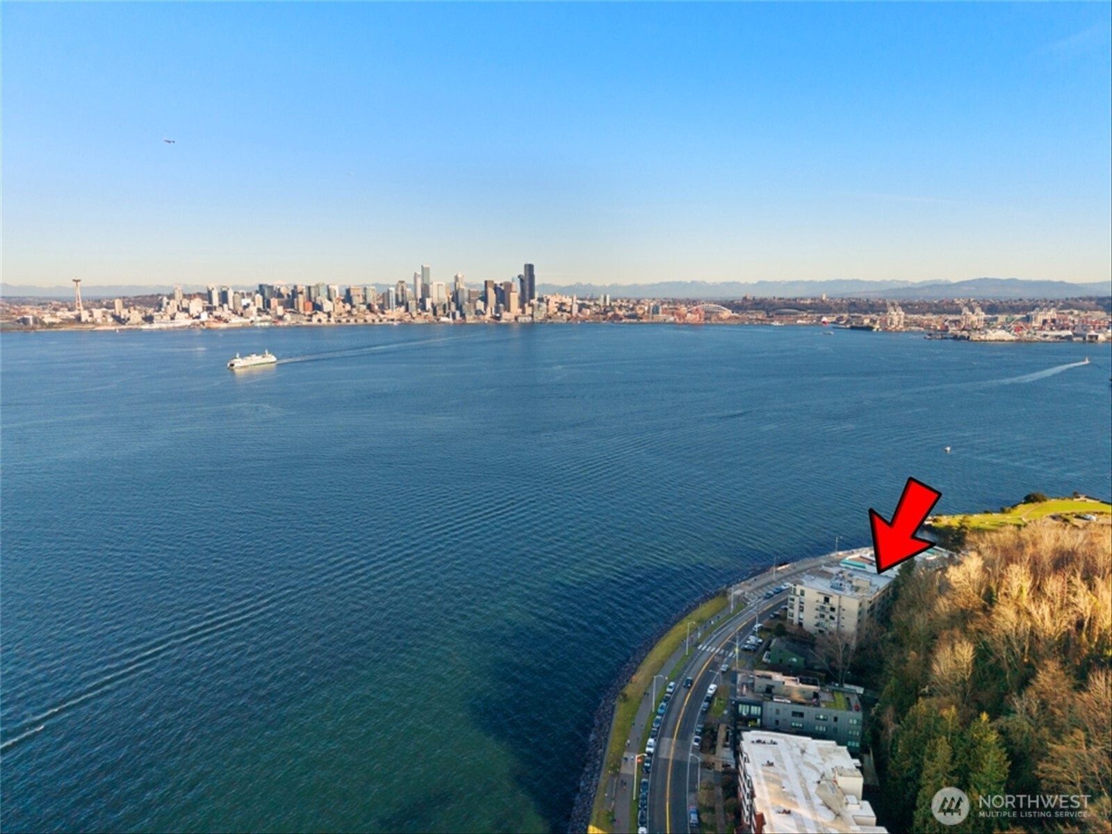 1005 Harbor Avenue Southwest, Unit 400 Seattle, WA 98116 - Photo 26 of 39 a view of a terrace