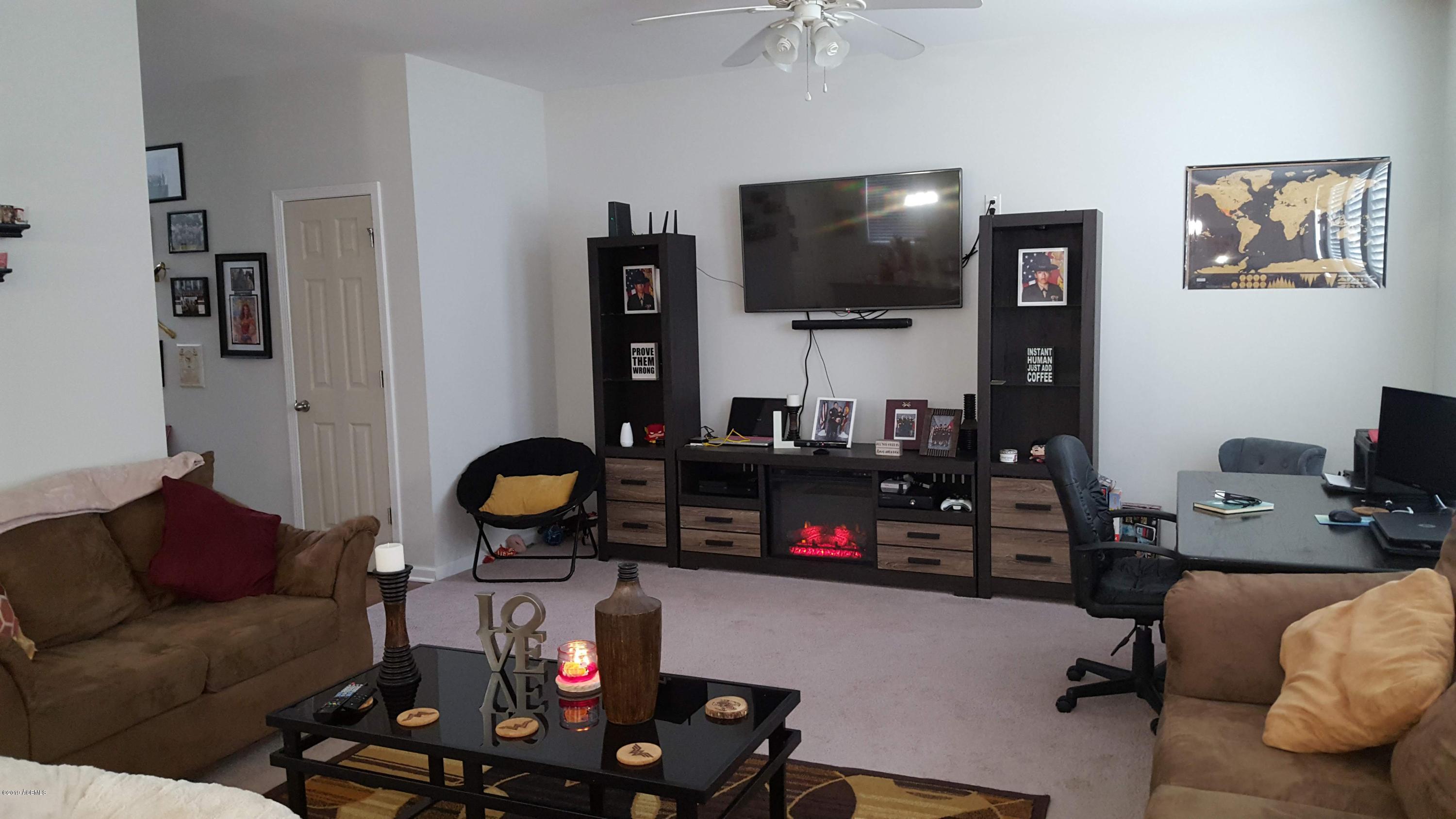 2 Duck Branch Court Port Royal, SC 29902 - Photo 3 of 18 20190220_131101