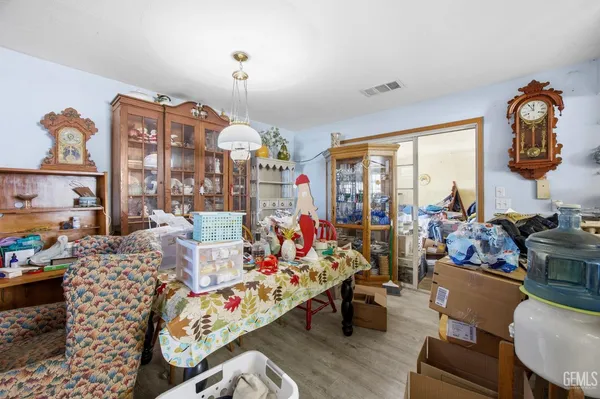 $289,900 | Undisclosed Address, Mountain Mesa, CA 93240