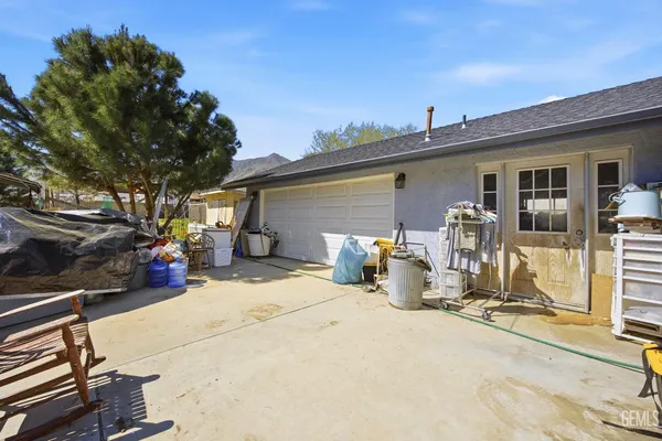 $289,900 | Undisclosed Address, Mountain Mesa, CA 93240