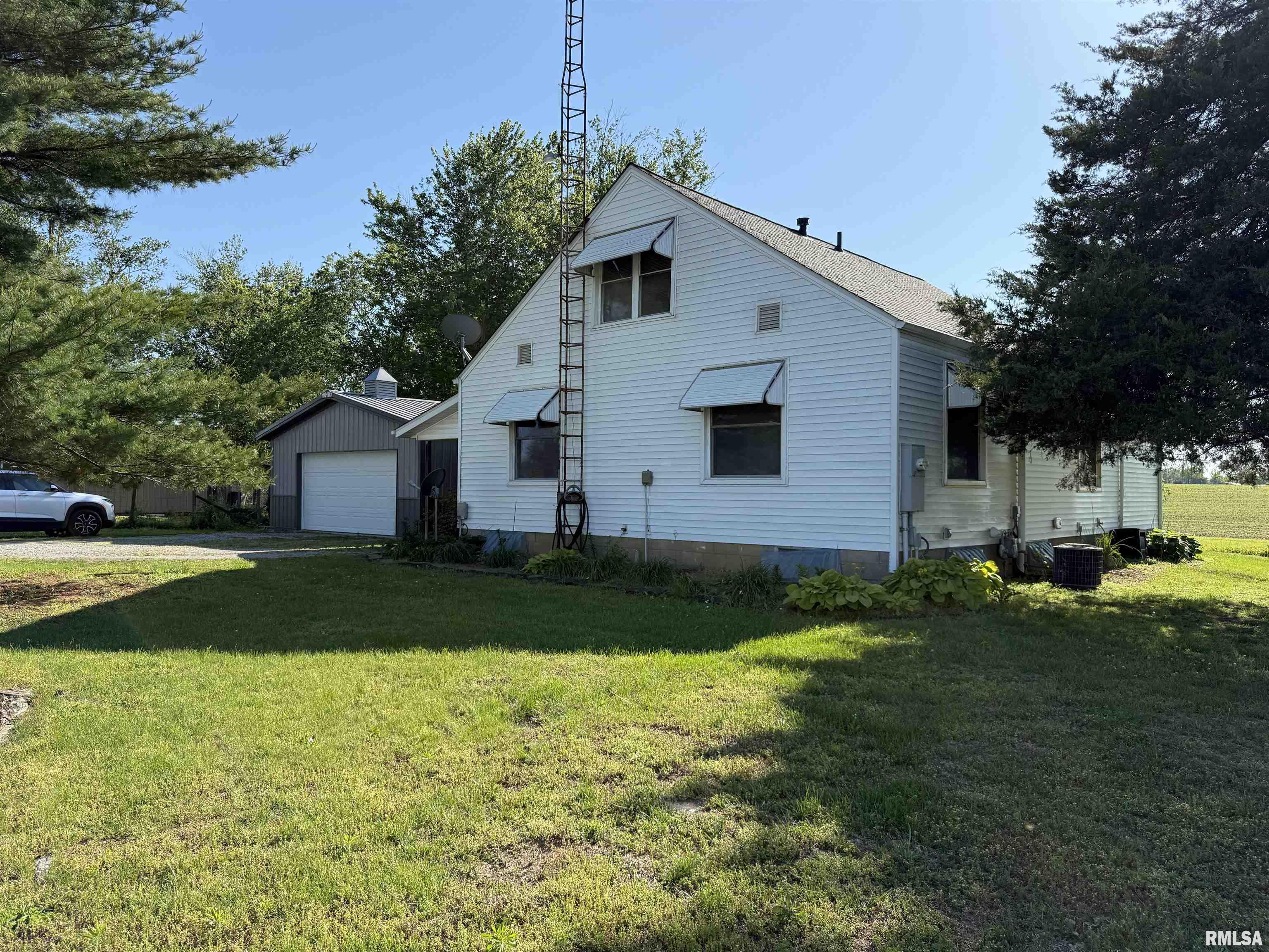 13041 Pittsburg Road Marion, IL 62959 - Photo 3 of 21