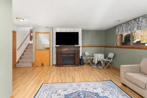 $475,000 | N28W22352 Foxwood Lane, Pewaukee, WI 53186