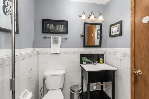 $475,000 | N28W22352 Foxwood Lane, Pewaukee, WI 53186