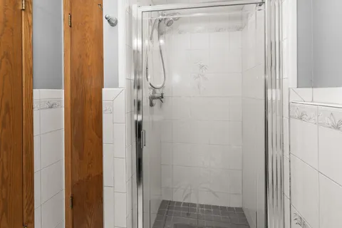 $475,000 | N28W22352 Foxwood Lane, Pewaukee, WI 53186