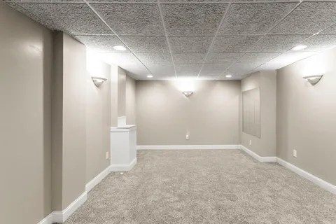 $475,000 | N28W22352 Foxwood Lane, Pewaukee, WI 53186