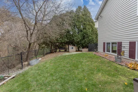 $475,000 | N28W22352 Foxwood Lane, Pewaukee, WI 53186