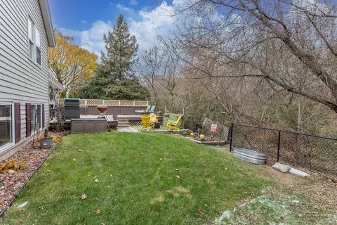 $475,000 | N28W22352 Foxwood Lane, Pewaukee, WI 53186