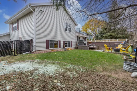 $475,000 | N28W22352 Foxwood Lane, Pewaukee, WI 53186