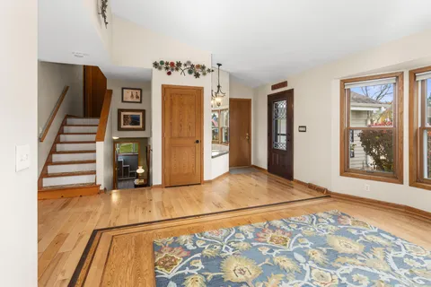 $475,000 | N28W22352 Foxwood Lane, Pewaukee, WI 53186