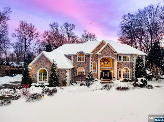$3,499,000 | 457 Devonshire Drive, Franklin Lakes, NJ 07417