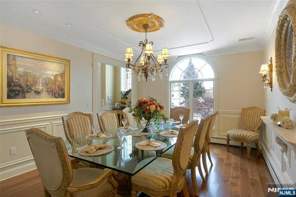 $3,499,000 | 457 Devonshire Drive, Franklin Lakes, NJ 07417