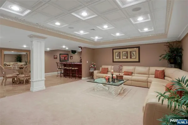 $3,499,000 | 457 Devonshire Drive, Franklin Lakes, NJ 07417