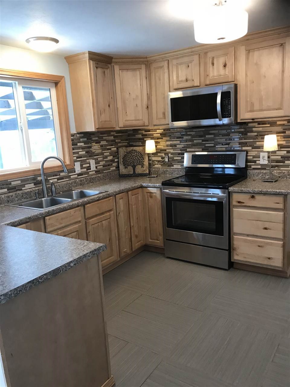 1703 North Walnut Road Spokane Valley, WA 99206 - Photo 2 of 5