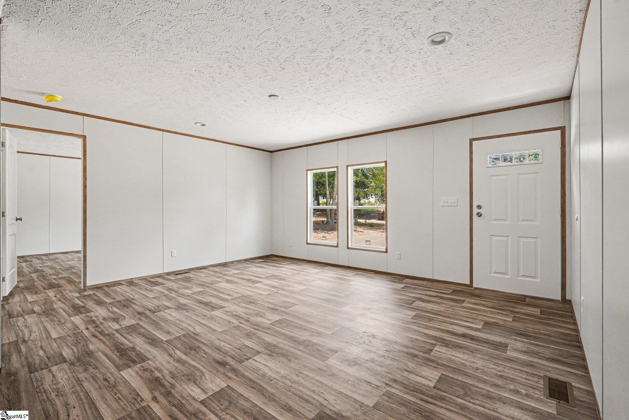 308 Tupelo Way Liberty, SC 29657 - Photo 4 of 29