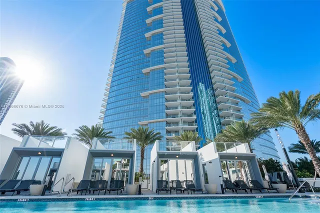 $1,250,000 | 851 Northeast 1st Avenue, Unit 3203, Miami, FL 33132