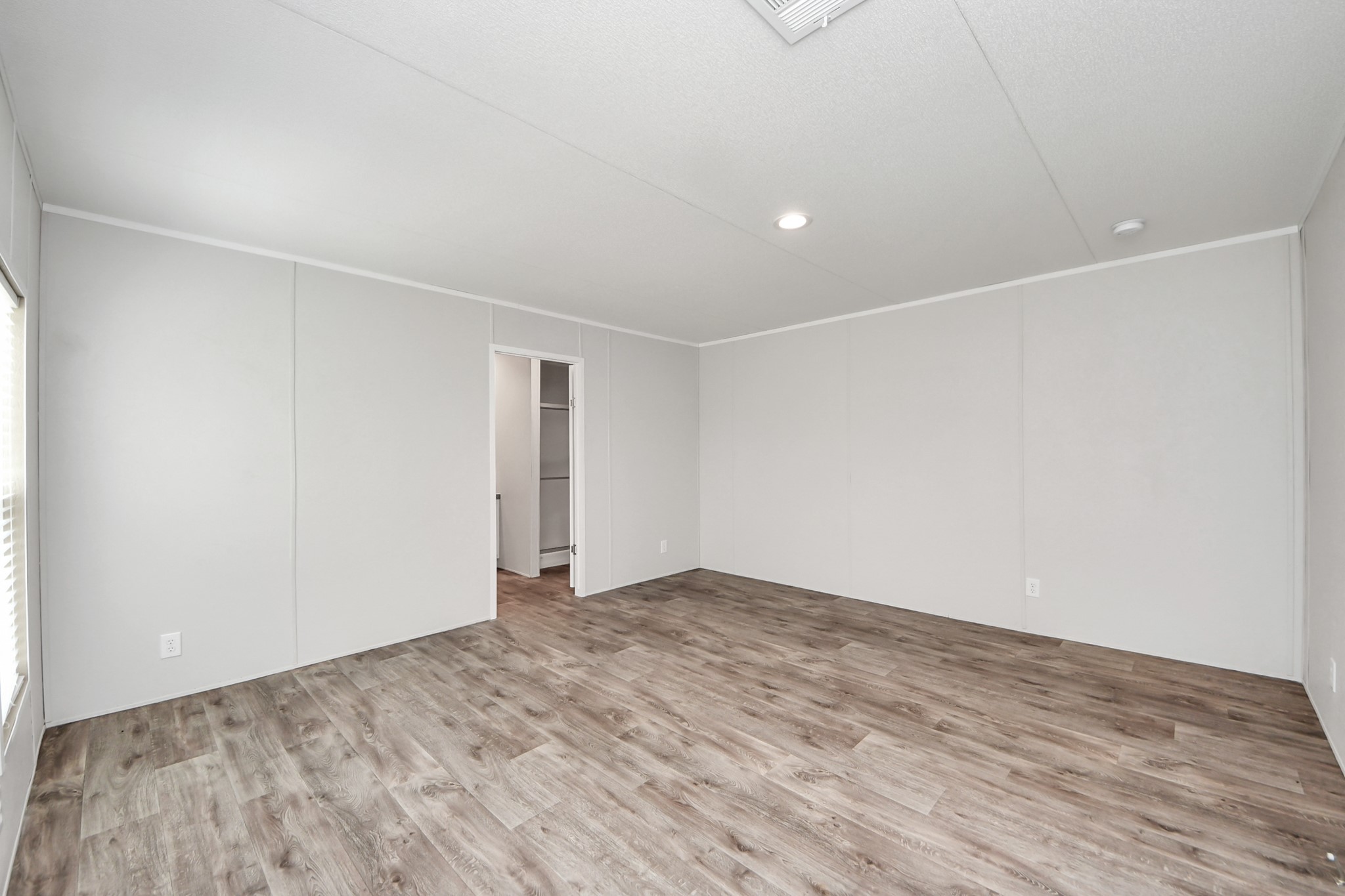 1560 Brown Road Willis, TX 77378 - Photo 18 of 28 wooden floor in a room