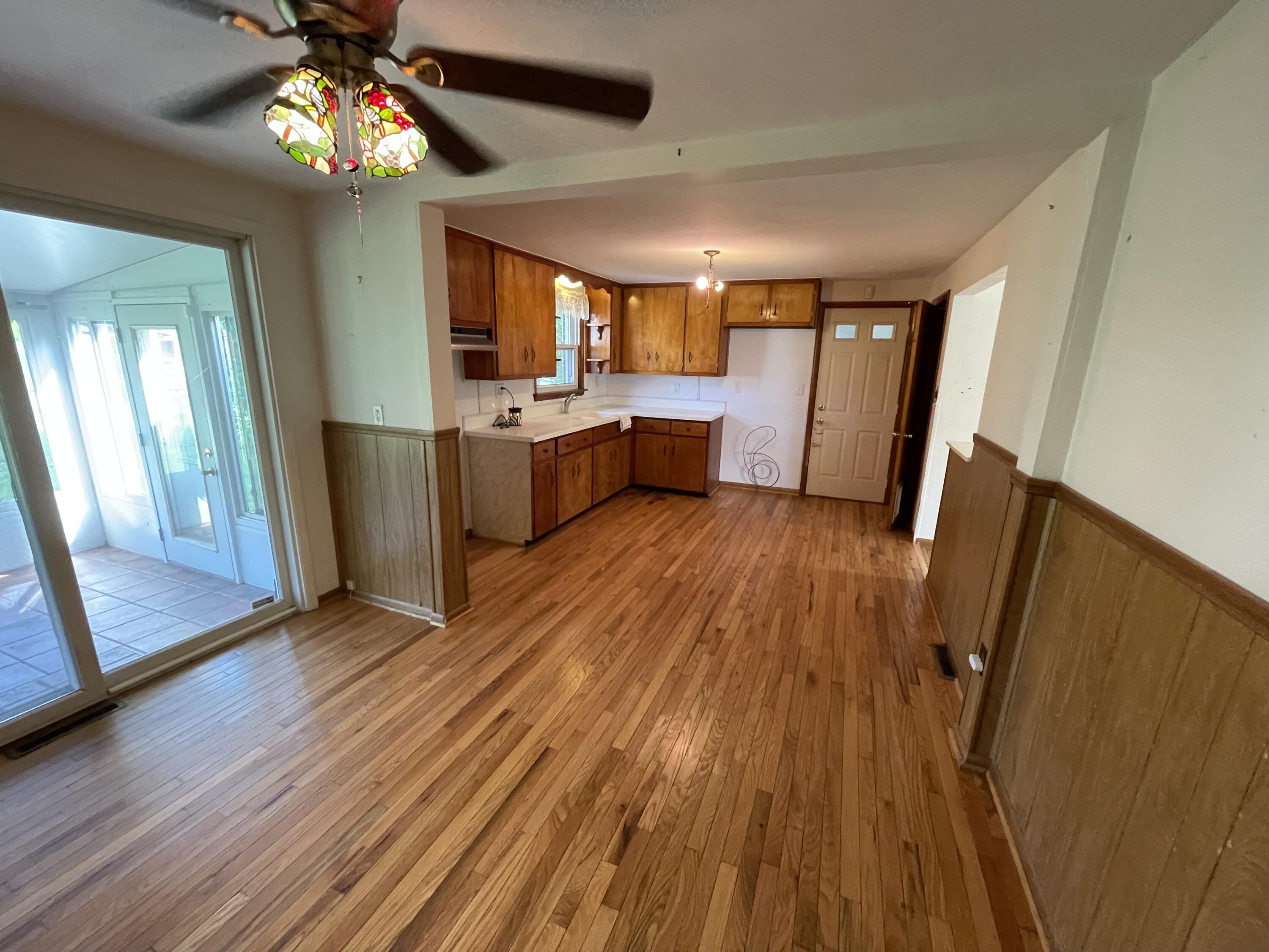 1350 Eastgate Road Springfield, OH 45503 - Photo 7 of 21