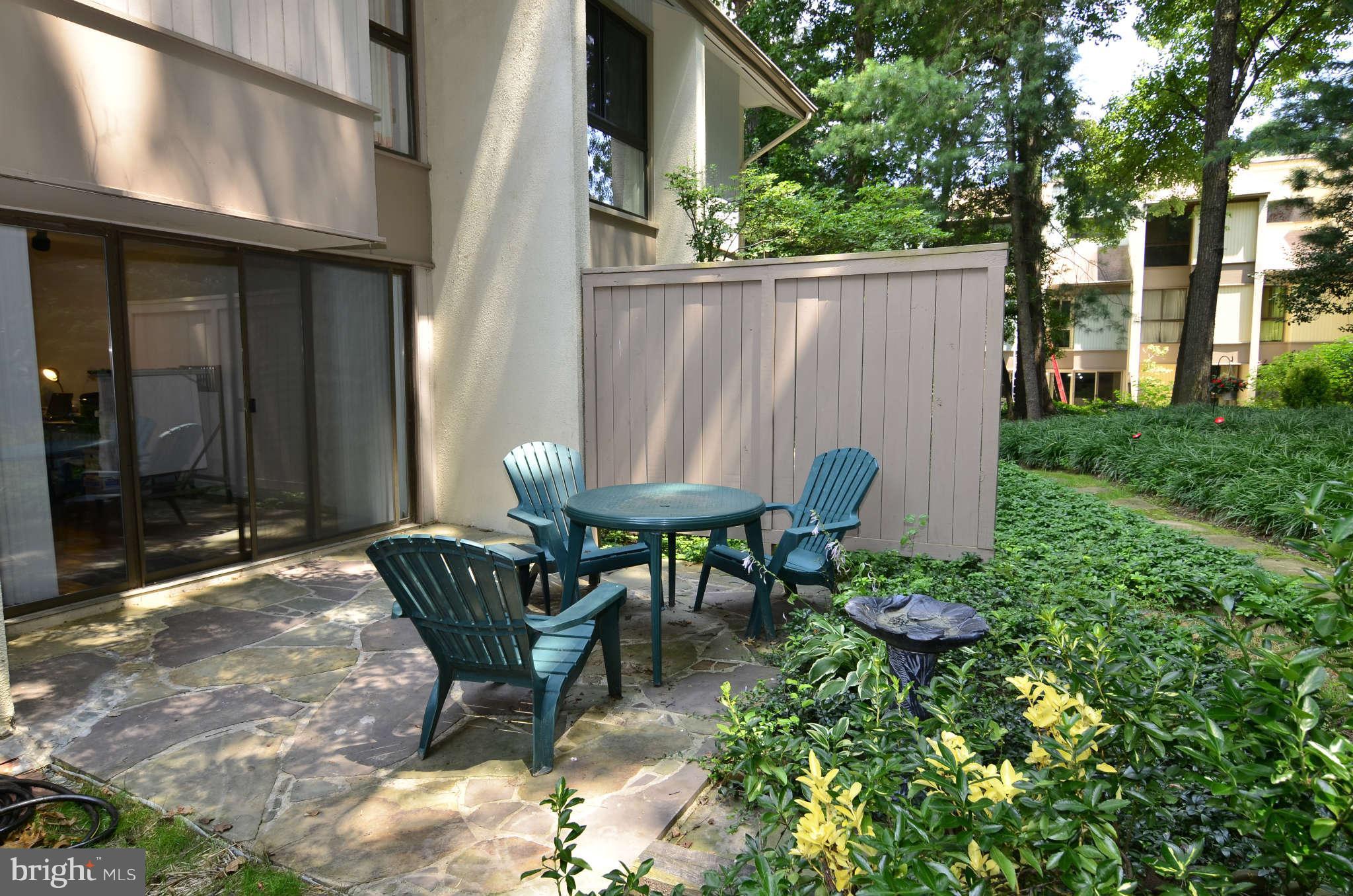 11703 Newbridge Court Reston, VA 20191 - Photo 23 of 25 Flagstone patio