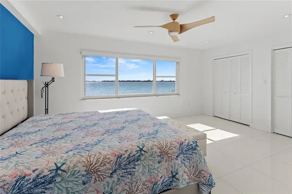 $1,350,000 | 400 Golden Gate Point, Unit 11, Sarasota, FL 34236