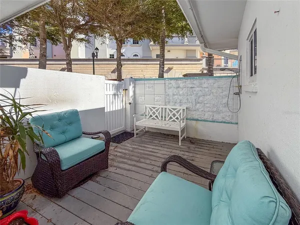 $1,350,000 | 400 Golden Gate Point, Unit 11, Sarasota, FL 34236