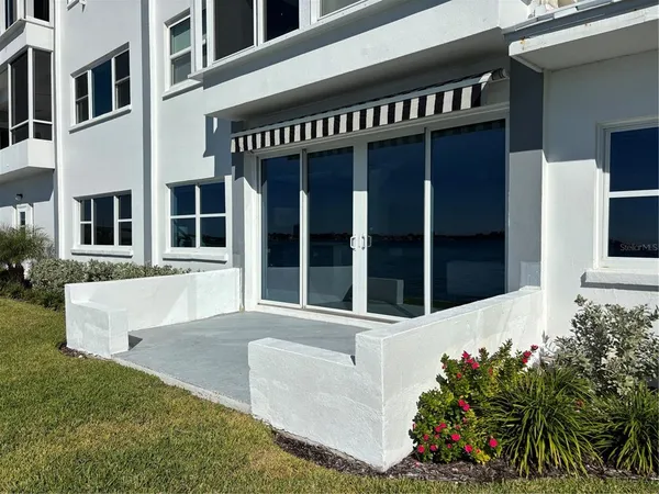 $1,350,000 | 400 Golden Gate Point, Unit 11, Sarasota, FL 34236