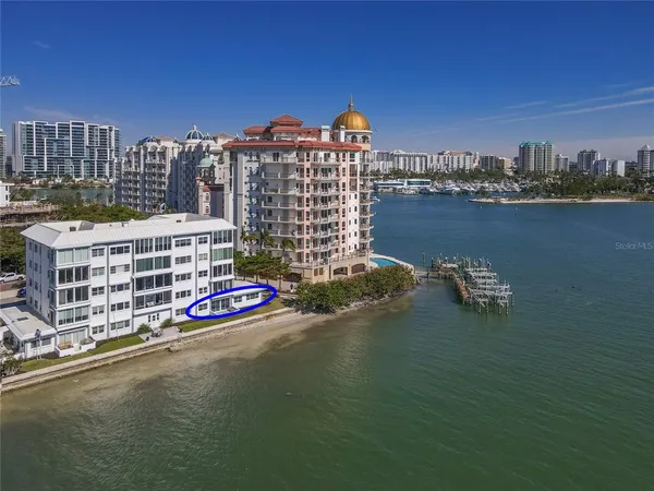 $1,350,000 | 400 Golden Gate Point, Unit 11, Sarasota, FL 34236