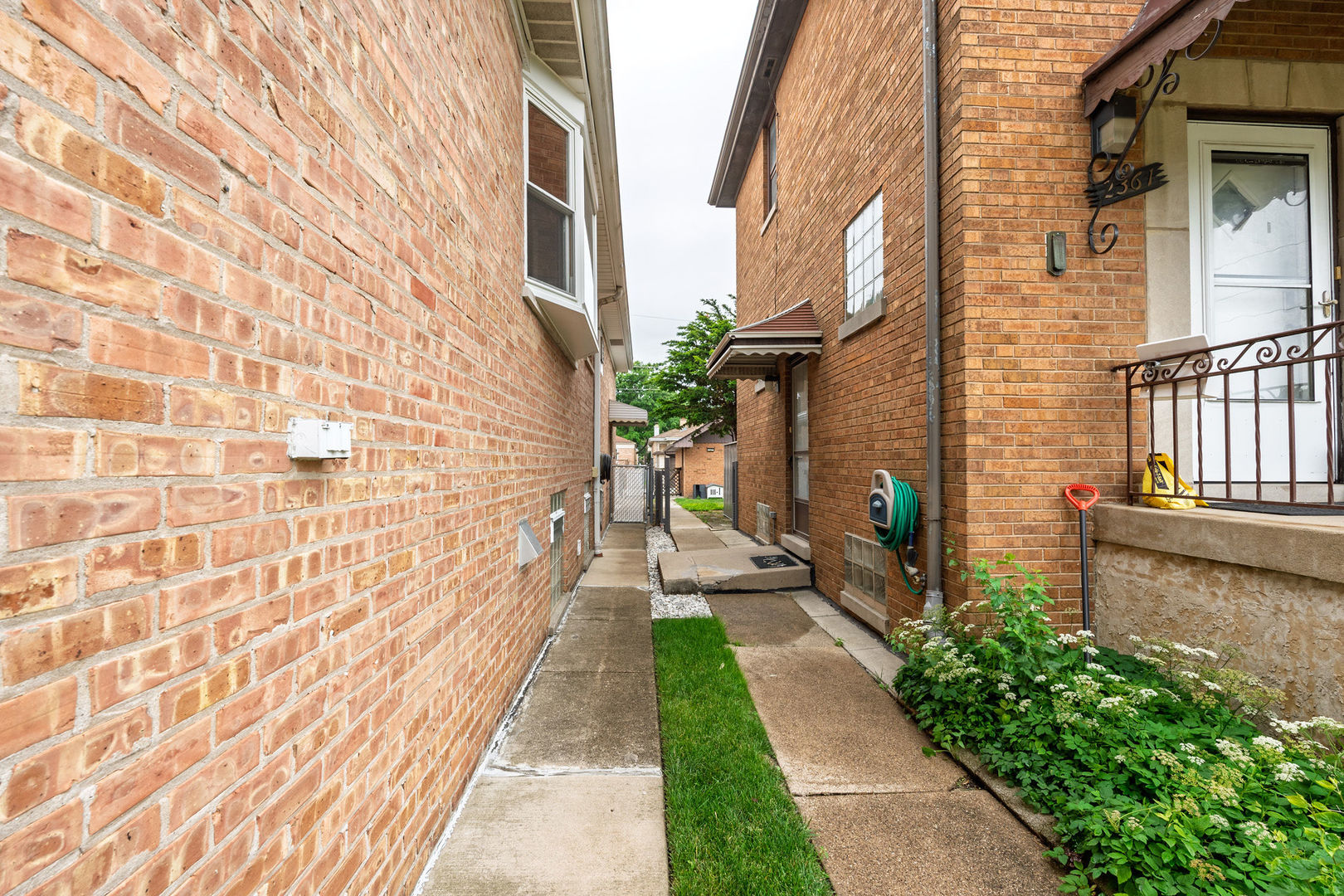 2359 Burr Oak Avenue Riverside, IL 60546 - Photo 7 of 52
