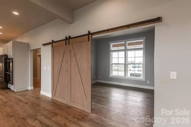 $922,865 | 5743 Lake Pointe Drive, Granite Falls, NC 28630