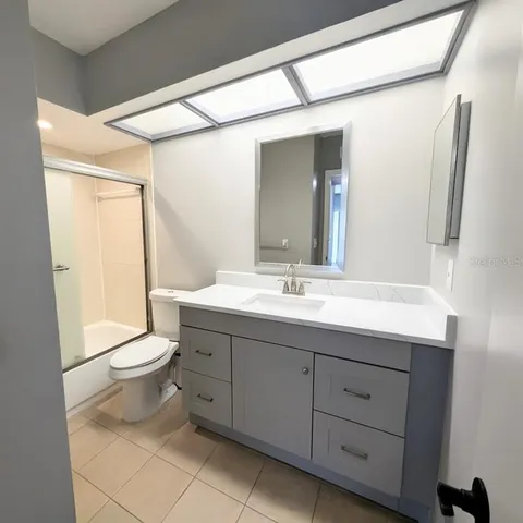 $1,950 | 8707 Bardmoor Place, Unit 202, Seminole, FL 33777