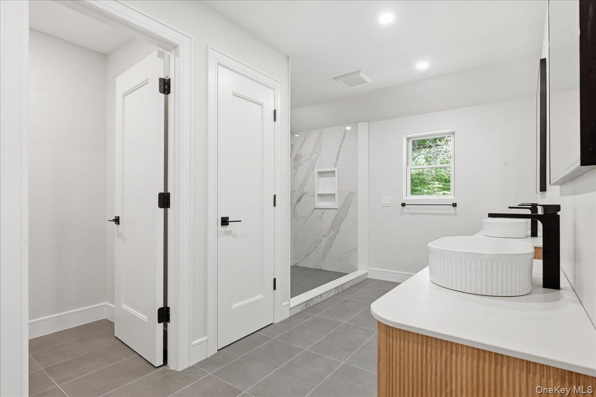 4 Short Path Nissequogue, NY 11780 - Photo 26 of 49