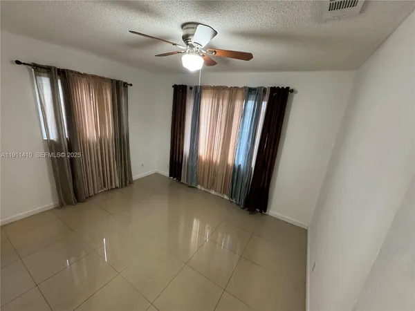$2,495 | 4578 Northwest 16th Avenue, Unit 4578, Tamarac, FL 33309