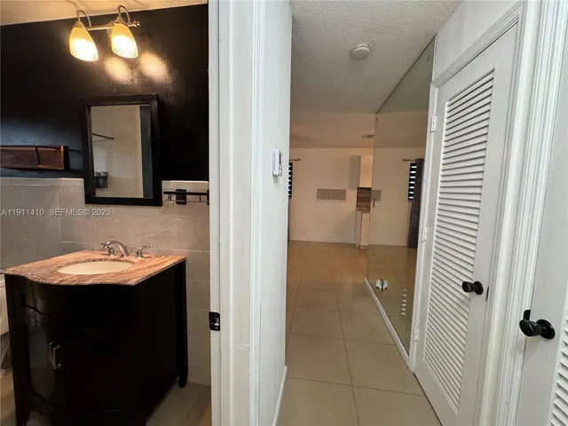 $2,550 | 4578 Northwest 16th Avenue, Unit 4578, Tamarac, FL 33309