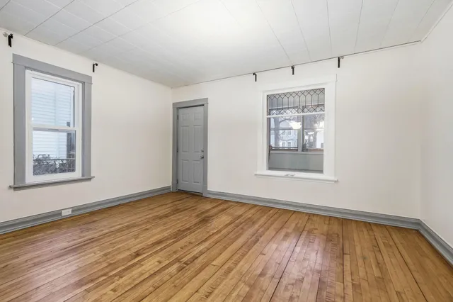 $1,795 | 3451 North Oliver Avenue, Minneapolis, MN 55412