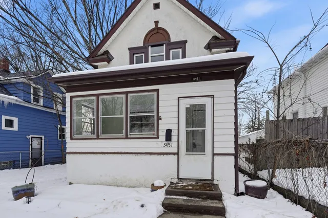 $1,795 | 3451 North Oliver Avenue, Minneapolis, MN 55412