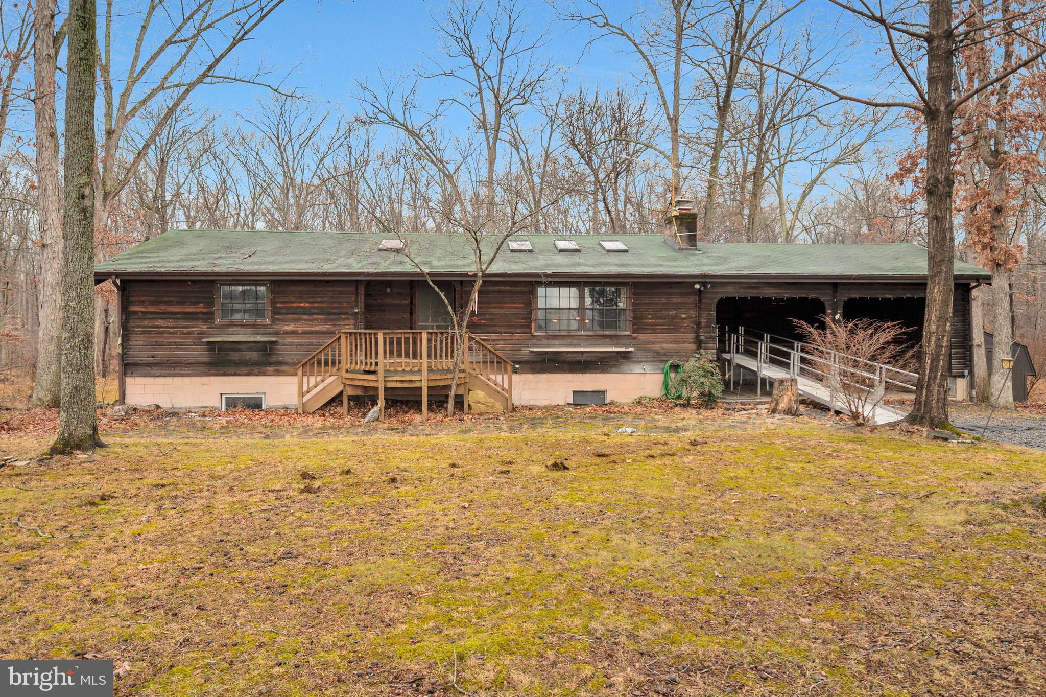 16504 Gaines Road Broad Run, VA 20137 - Photo 4 of 48 Gallery Image 4