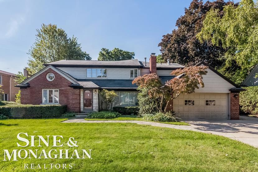 21 Hawthorne Road Grosse Pointe Shores, MI 48236 - Photo 1 of 80